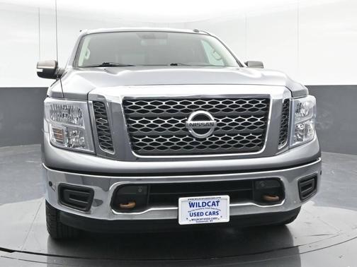 2018 Nissan Titan SV