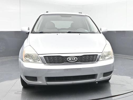 2011 Kia Sedona LX