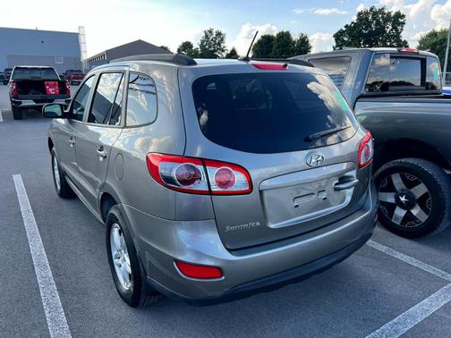 2012 Hyundai SANTA FE GLS