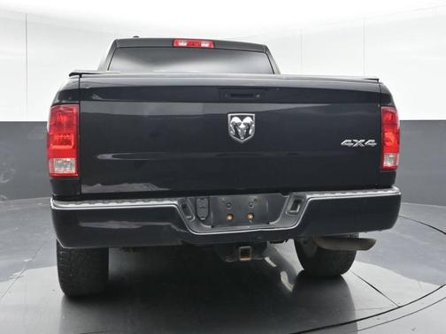 2018 RAM 1500 ST