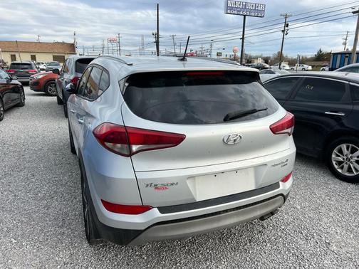 2017 Hyundai TUCSON Sport