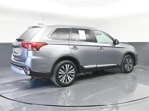 2020 Mitsubishi Outlander SEL