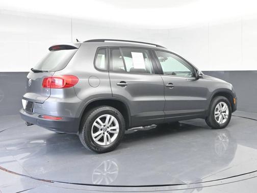 Pepper Gray 2016 Volkswagen Tiguan S