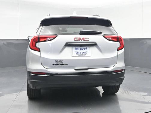 Silver 2021 GMC Terrain SLE