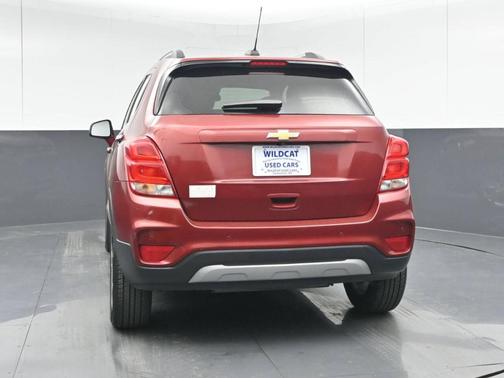Maroon 2020 Chevrolet Trax LT