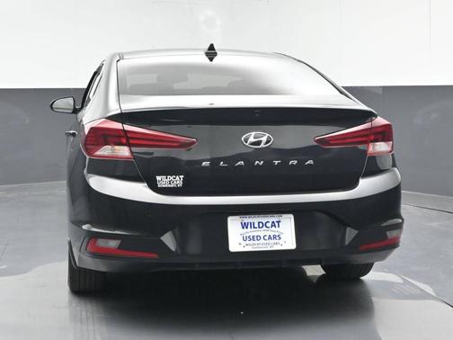 2020 Hyundai ELANTRA Limited