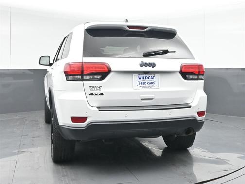 2020 Jeep Grand Cherokee Laredo