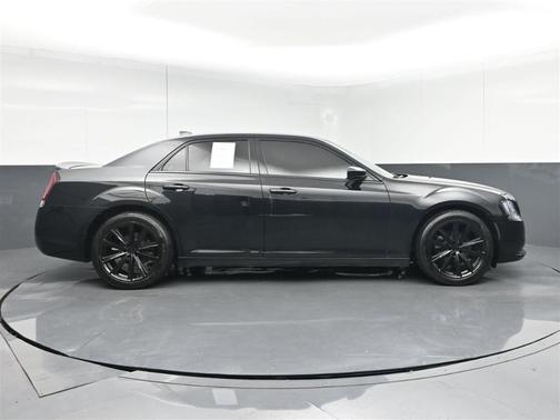 Black 2021 Chrysler 300 Touring