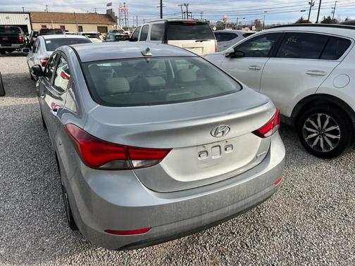 2015 Hyundai ELANTRA Limited