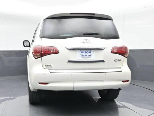 2015 INFINITI QX80 Base