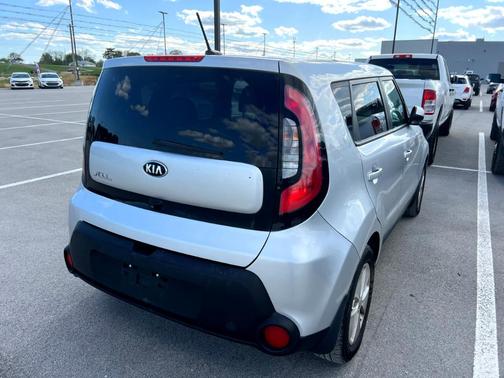 2015 Kia Soul Base
