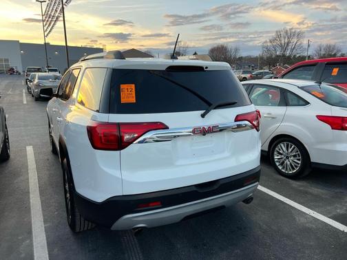 2019 GMC Acadia SLE-2