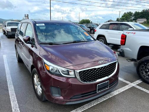 2018 Kia Sedona LX