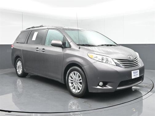 2013 Toyota Sienna XLE
