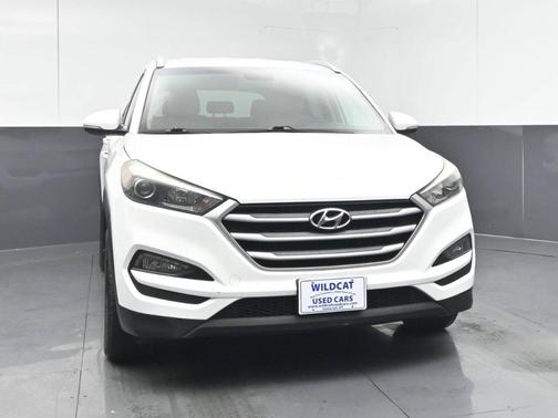 2017 Hyundai TUCSON SE Plus