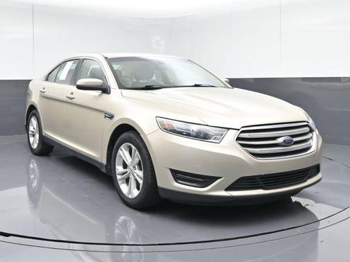 2017 Ford Taurus SEL