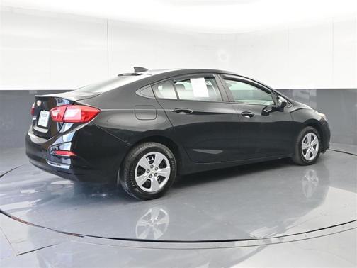 Black 2018 Chevrolet Cruze LS