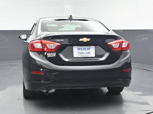 Black 2018 Chevrolet Cruze LS