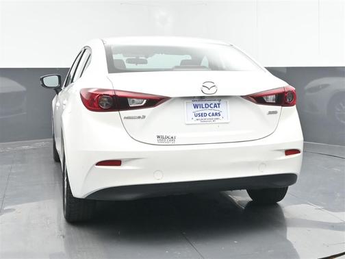 2016 Mazda Mazda3 i Sport