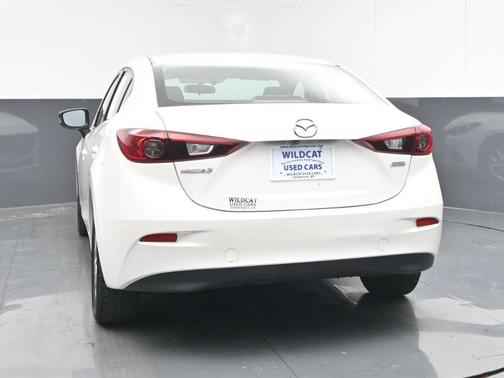 2016 Mazda Mazda3 i Sport