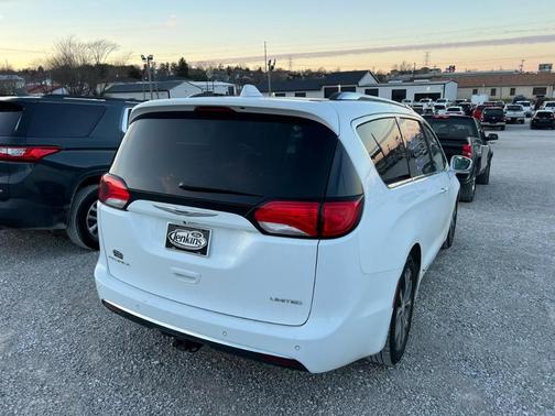2018 Chrysler Pacifica Limited