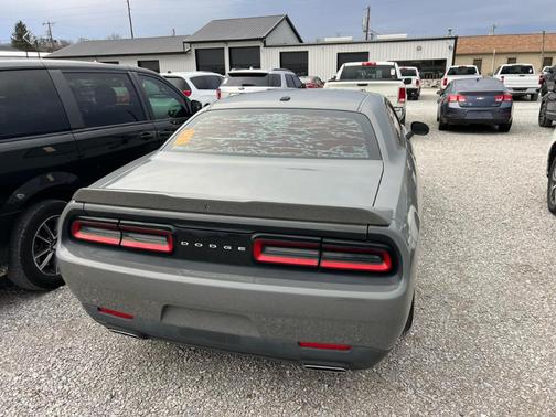 2018 Dodge Challenger SXT