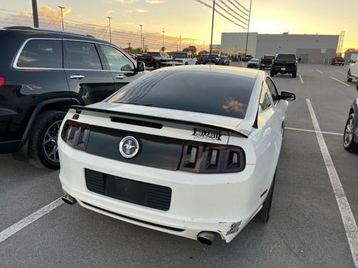 2013 Ford Mustang V6