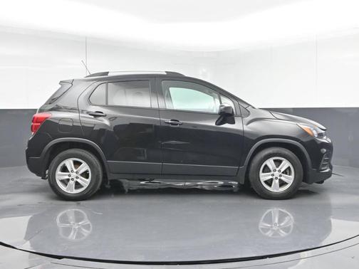 Black 2021 Chevrolet Trax LT
