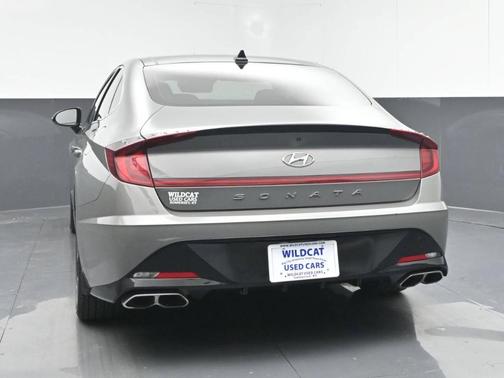 2022 Hyundai SONATA SEL