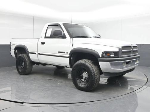 1998 Dodge Ram 1500 REG. CAB 8-FT. BED
