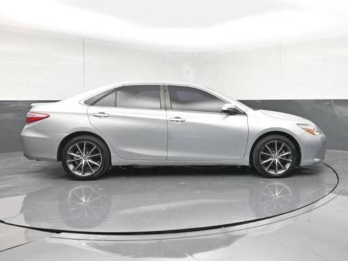 2015 Toyota Camry XSE