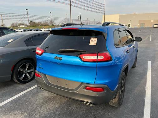 Blue 2018 Jeep Cherokee Limited 4WD
