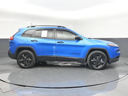 Blue 2018 Jeep Cherokee Limited 4WD