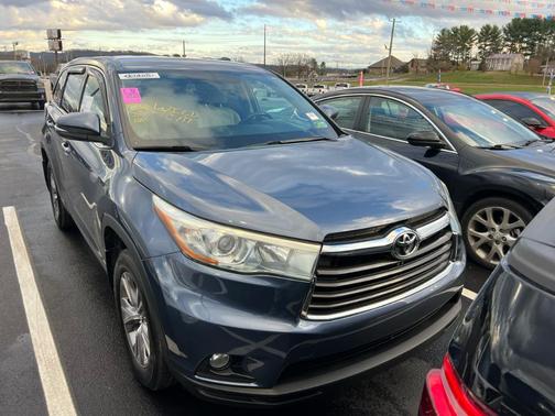 2016 Toyota Highlander LE Plus