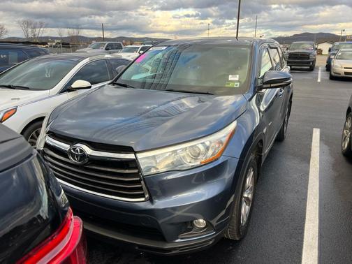 2016 Toyota Highlander LE Plus
