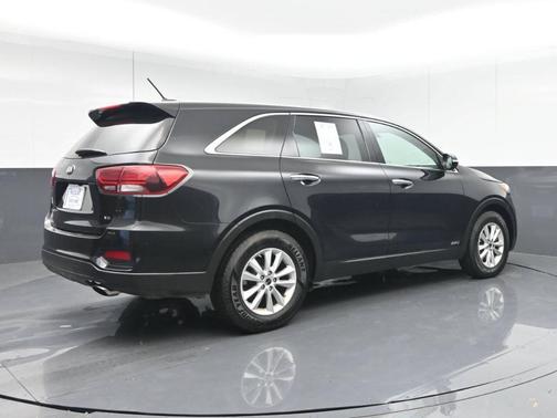 2019 Kia Sorento LX V6