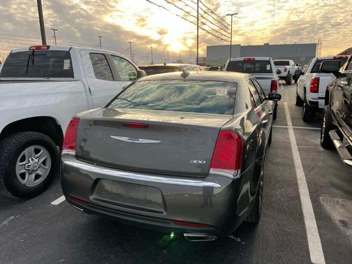 2020 Chrysler 300 Limited
