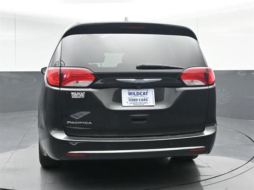 Black 2018 Chrysler Pacifica Touring-L