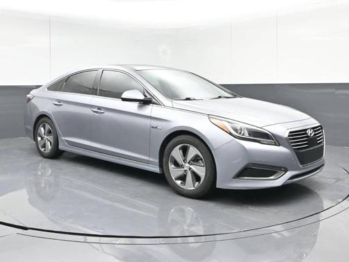 2016 Hyundai SONATA Hybrid Limited