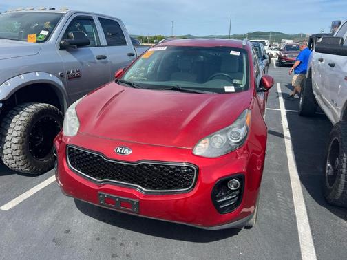 Maroon 2018 Kia Sportage LX