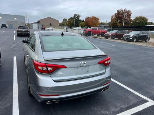 2015 Hyundai SONATA Limited