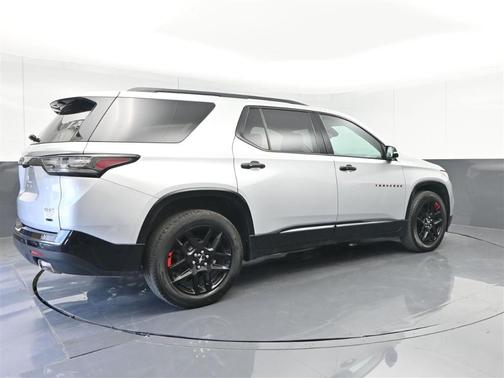 Silver 2019 Chevrolet Traverse Premier