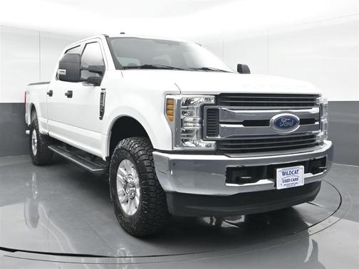 White 2019 Ford F-250 XLT