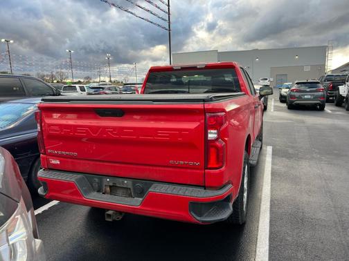 2020 Chevrolet Silverado 1500 Custom