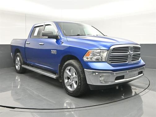 2017 RAM 1500 SLT