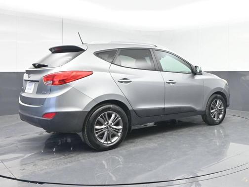 2015 Hyundai TUCSON SE