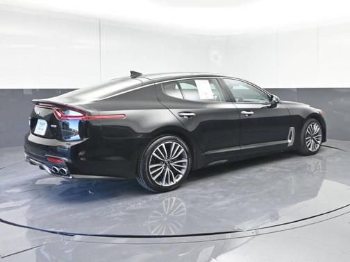 2019 Kia Stinger Premium Collection
