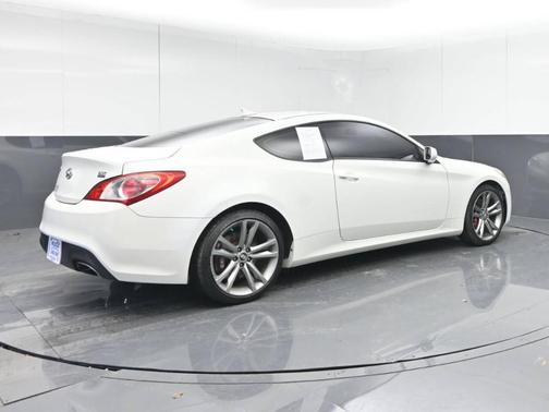 2010 Hyundai Genesis Coupe 2.0T R-Spec