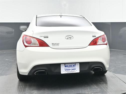 2010 Hyundai Genesis Coupe 2.0T R-Spec