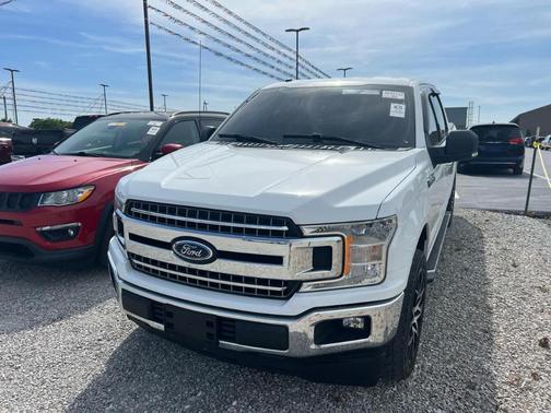 White 2018 Ford F-150 XLT
